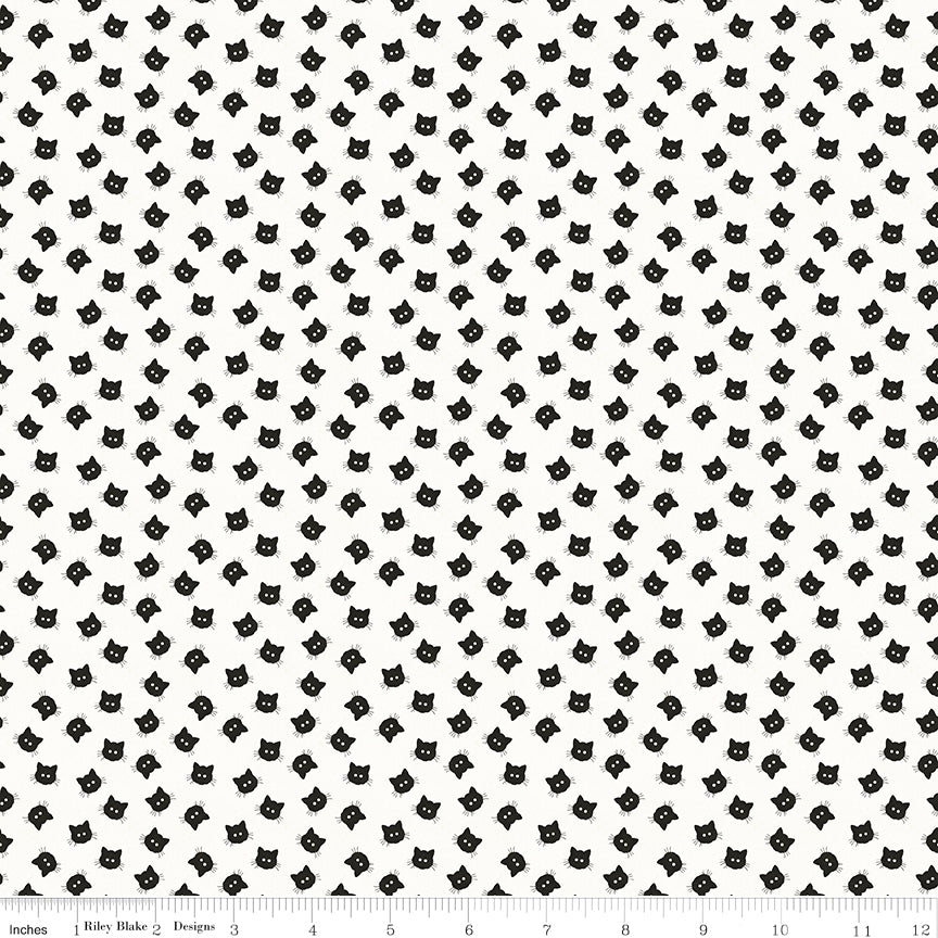Costume Maker's Act II Scaredy Cat Buttons White