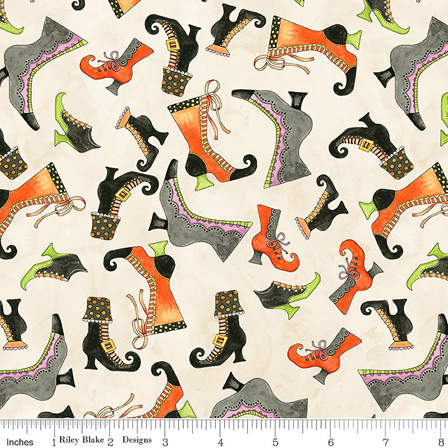 Ghoul Friends Boots Toss Cream