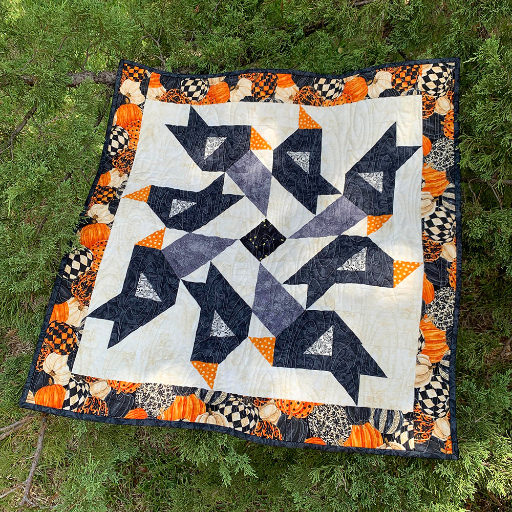 I've Gotta Crow Table Topper Pattern PDF Download